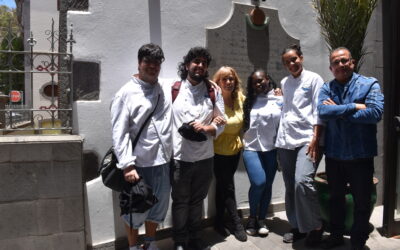 Visita de alumnos del grado medio de cocina del IES Cipriano Acosta