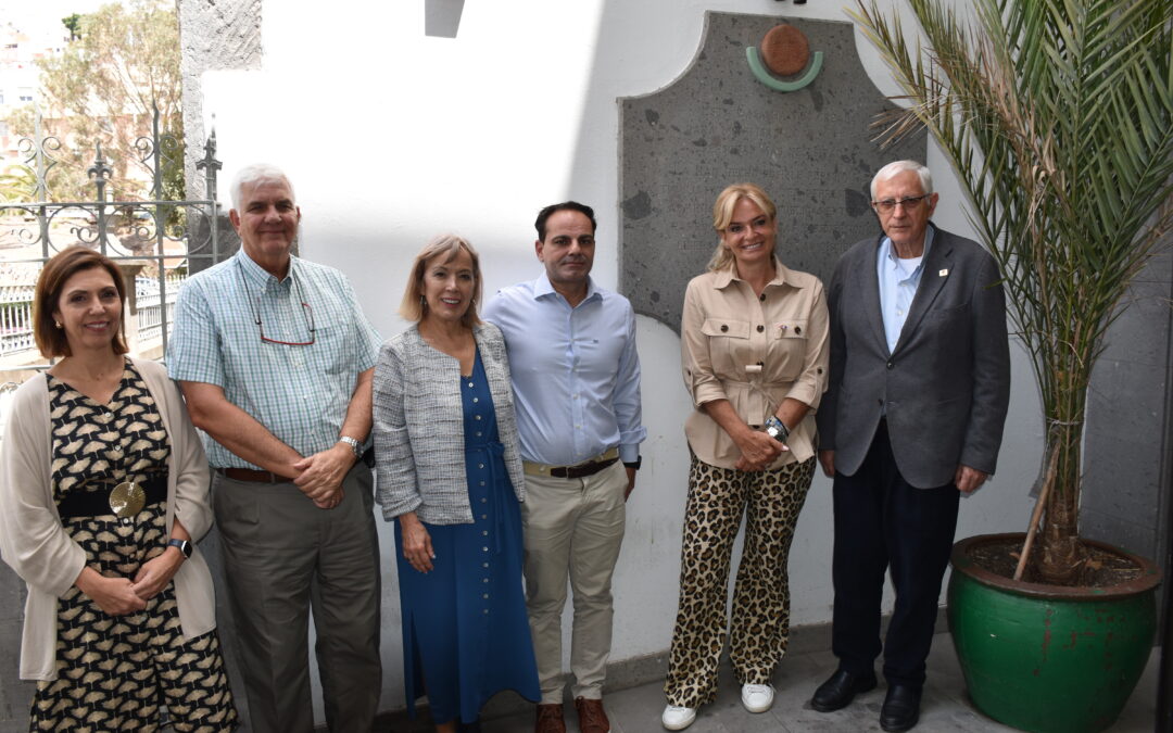 Visita de la Consejera de Sanidad del Gobierno de Canarias