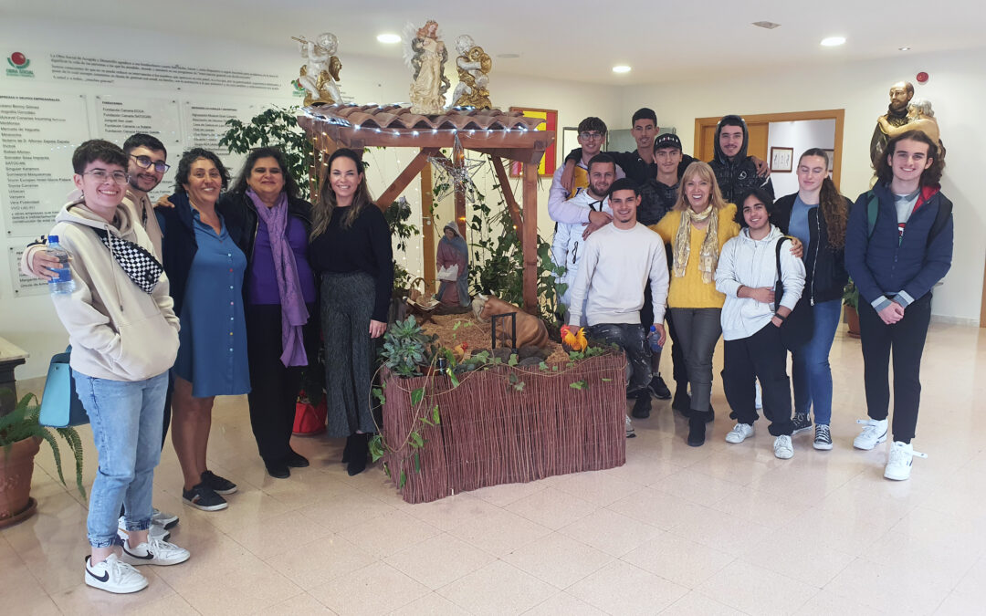 Visita alumnos del Colegio San Ignacio de Loyola