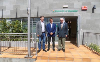 Visita del Comisionado de Inclusión Social y Lucha contra la Pobreza y del Viceconsejero de Políticas Sociales de Gobierno de Canarias